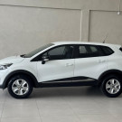 Captur Life 1.6 Aut. 2019 - Completa, Confortável e Pronta para o seu Dia a Dia!-16