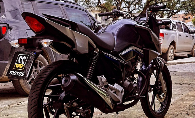 HONDA CG 160cc TITAN ano 2022 FLEXONE/Ed.Especial 40 Anos Flex-1