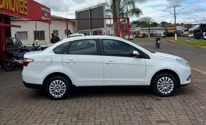 Fiat Grand Siena ATTRAC. 1.4 EVO F.Flex 8V 2013 Flex-4
