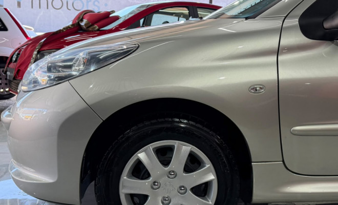 Peugeot 207 SW XR 1.4 Flex 8V 5p 2013 Flex-11
