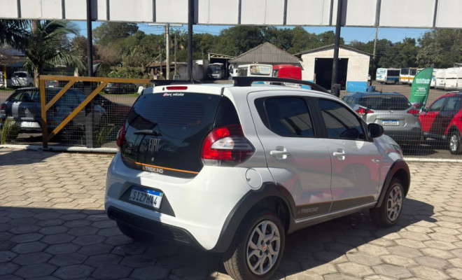 Fiat MOBI TREKKING 1.0 Flex 5p. 2024 Flex-2