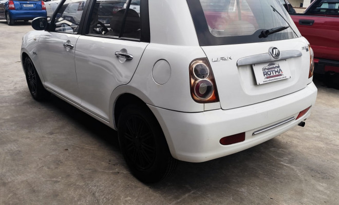 LIFAN 320 ELITE 1.3 16V 88cv 5p 2012 Gasolina-3