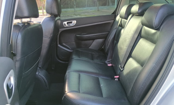 Peugeot 307 Sed. Presence 2.0 Flex 16V 5p Aut. 2010 Flex-5