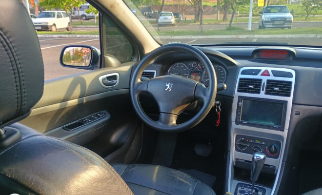 Peugeot 307 Sed. Presence 2.0 Flex 16V 5p Aut. 2010 Flex-7