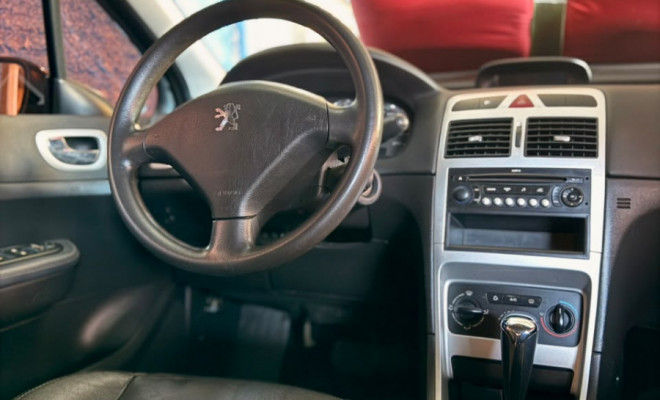 Peugeot 307 Presence 2.0 Flex 16V 5p Aut. 2010 Flex-8