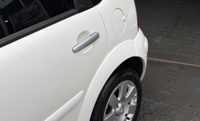 Citroën C3 Exclusive 1.4 Flex 8V 5p 2012 Flex-4