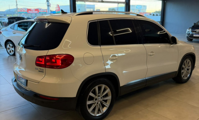 VW - VolksWagen TIGUAN 2.0 TSI 16V 200cv Tiptronic 5p 2014 Gasolina-4
