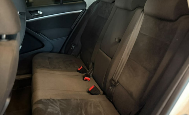 VW - VolksWagen TIGUAN 2.0 TSI 16V 200cv Tiptronic 5p 2014 Gasolina-19