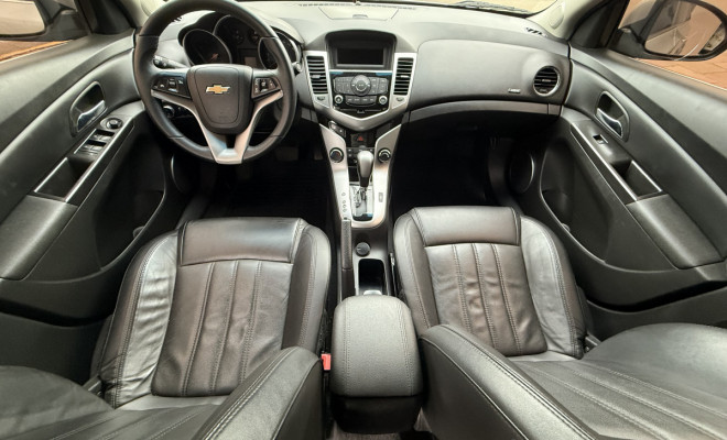 GM - Chevrolet CRUZE LT 1.8 16V FlexPower 4p Aut. 2015 Flex-4