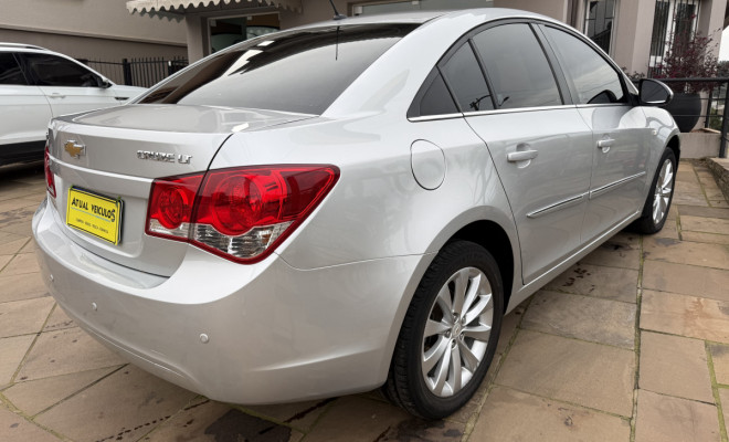 GM - Chevrolet CRUZE LT 1.8 16V FlexPower 4p Aut. 2015 Flex-2