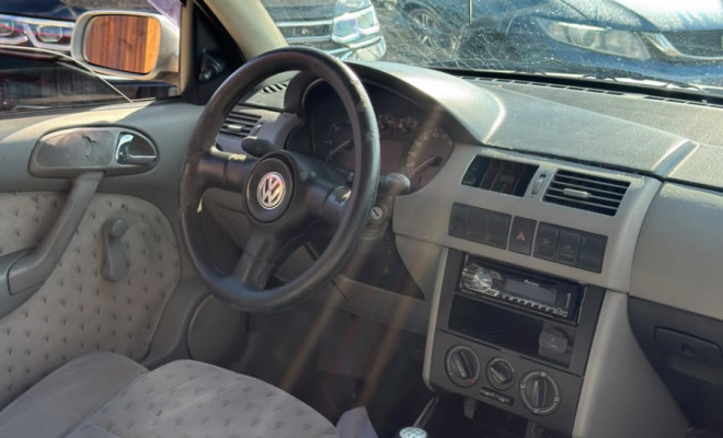 VW - VolksWagen Parati 1.8 Mi/ 1.8 Mi Plus 2000 Gasolina-3