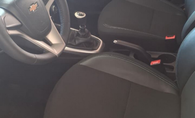 GM - Chevrolet ONIX HATCH LT 1.4 8V FlexPower 5p Mec. 2019 Flex-10