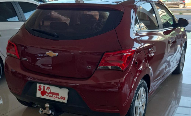GM - Chevrolet ONIX HATCH LT 1.4 8V FlexPower 5p Mec. 2019 Flex-4