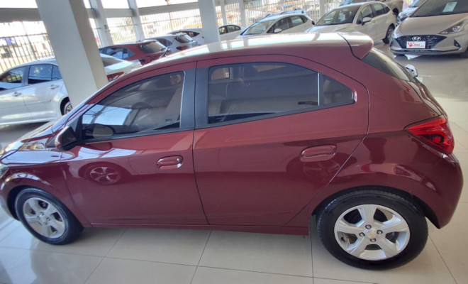 GM - Chevrolet ONIX HATCH LT 1.4 8V FlexPower 5p Mec. 2019 Flex-6