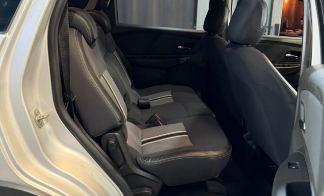 GM - Chevrolet SPIN ACTIV 1.8 8V Econo. Flex 5p Aut. 2015 Flex-14