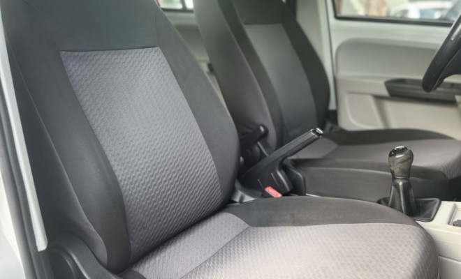 VW - VolksWagen up! move 1.0 Total Flex 12V 5p 2018 Flex-8