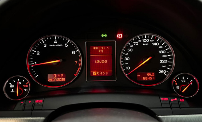 Audi A4 1.8 Tip./ Multitronic Turbo 2005 Gasolina-10