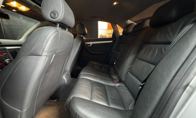 Audi A4 1.8 Tip./ Multitronic Turbo 2005 Gasolina-12