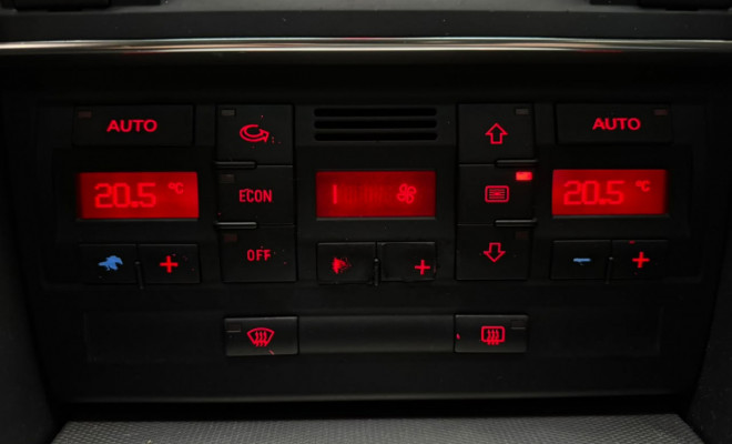 Audi A4 1.8 Tip./ Multitronic Turbo 2005 Gasolina-8