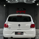 VW - VolksWagen Gol (novo) 1.0 Mi Total Flex 8V 4p 2014 Flex-0