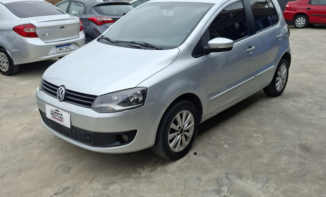 VW - VolksWagen Fox PRIME/Higli. 1.6 Total Flex 8V 5p 2010 Flex-0