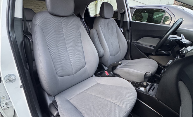 Hyundai HB20X Premium 1.6 Flex 16V Aut. 2014 Flex-11