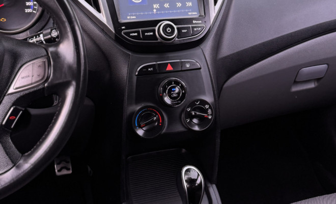 Hyundai HB20X Premium 1.6 Flex 16V Aut. 2014 Flex-10