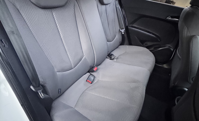 Hyundai HB20X Premium 1.6 Flex 16V Aut. 2014 Flex-12