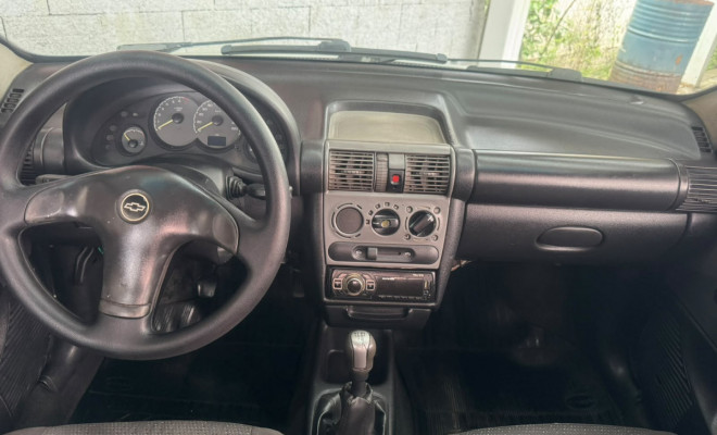 GM - Chevrolet Corsa Sedan GL 1.6  MPFI 4p 1996 Gasolina-3