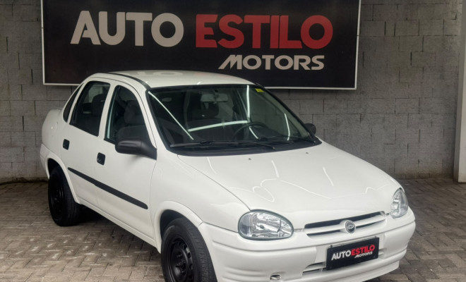 GM - Chevrolet Corsa Sedan GL 1.6  MPFI 4p 1996 Gasolina