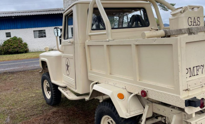 Ford Willys Rural 1973 Gasolina-5