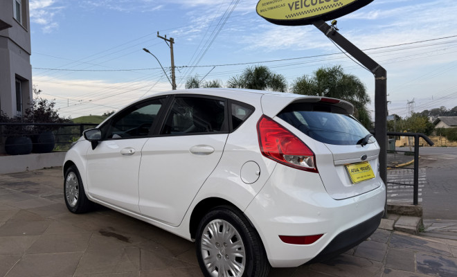 Ford Fiesta 1.5 16V Flex Mec. 5p 2016 Flex-2
