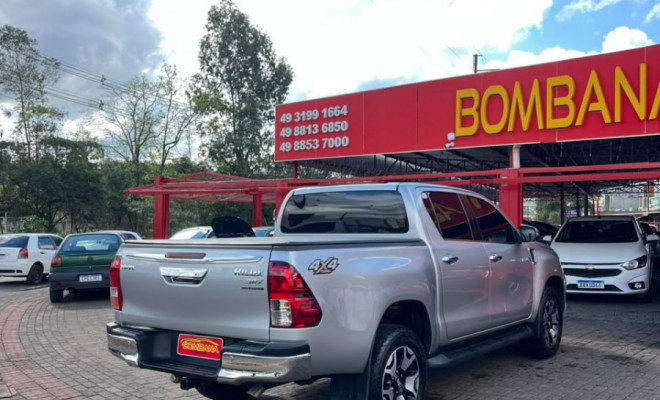 Toyota Hilux CD SRX 4x4 2.8 TDI 16V Diesel Aut. 2020 Diesel-3