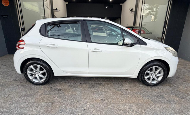 Peugeot 208 Allure 1.5 Flex 8V 5p 2014 Flex-9