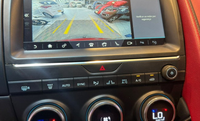 Jaguar E-Pace R-Dynamic S 2.0 AWD 249cv/ Flex 2018 Gasolina-10