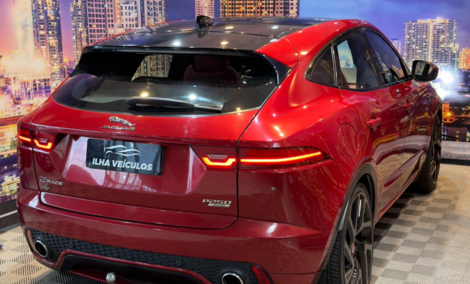 Jaguar E-Pace R-Dynamic S 2.0 AWD 249cv/ Flex 2018 Gasolina-2