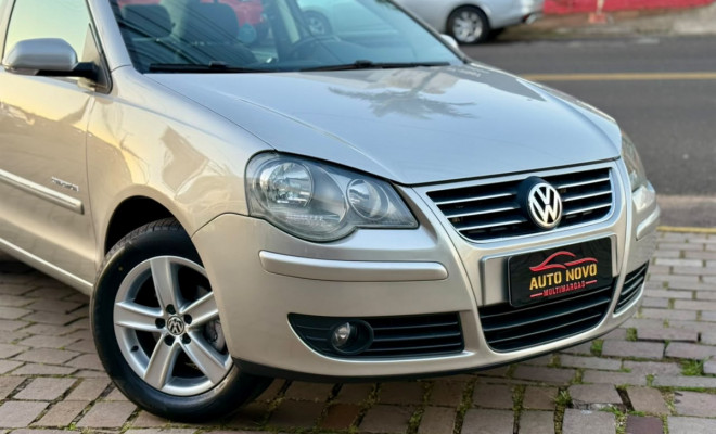 VW - VolksWagen Polo 1.6 Mi/S.Ouro 1.6 Mi Tot.Flex 8V 5p 2011 Flex-7