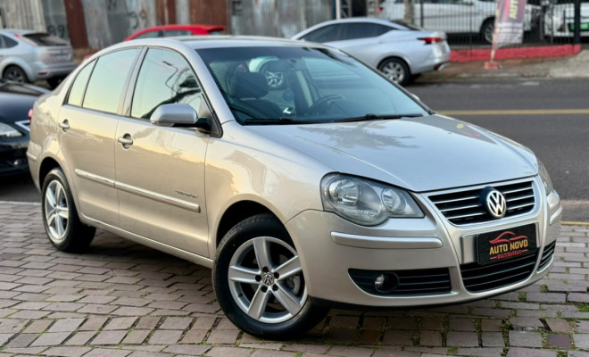VW - VolksWagen Polo 1.6 Mi/S.Ouro 1.6 Mi Tot.Flex 8V 5p 2011 Flex-6