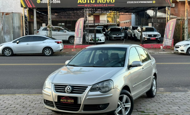 VW - VolksWagen Polo 1.6 Mi/S.Ouro 1.6 Mi Tot.Flex 8V 5p 2011 Flex