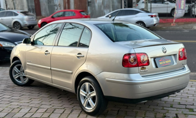 VW - VolksWagen Polo 1.6 Mi/S.Ouro 1.6 Mi Tot.Flex 8V 5p 2011 Flex-2