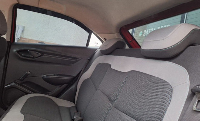 GM - Chevrolet ONIX HATCH LS 1.0 8V FlexPower 5p Mec. 2015 Flex-13