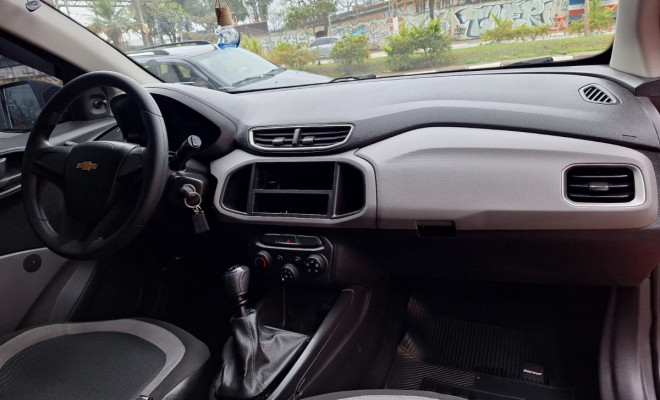 GM - Chevrolet ONIX HATCH LS 1.0 8V FlexPower 5p Mec. 2015 Flex-9