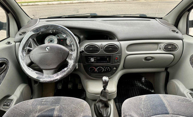 Renault Scénic Expression 1.6 Hi-Flex - 2006-7