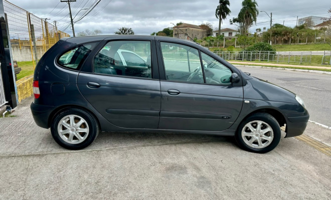 Renault Scénic Expression 1.6 Hi-Flex - 2006-1