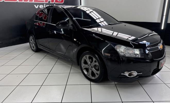 GM - Chevrolet CRUZE LT 1.8 16V FlexPower 4p Aut. 2014 Flex-5