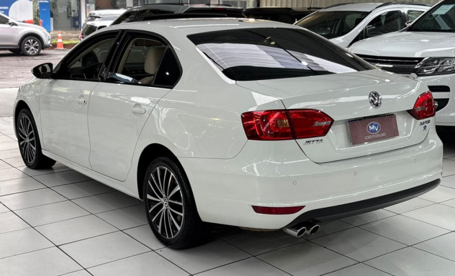 VW - VolksWagen JETTA Highline 2.0 TSI 16V 4p Tiptronic 2013 Flex-1