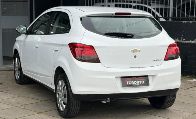 GM - Chevrolet ONIX HATCH LT 1.4 8V FlexPower 5p Mec. 2015 Flex-5