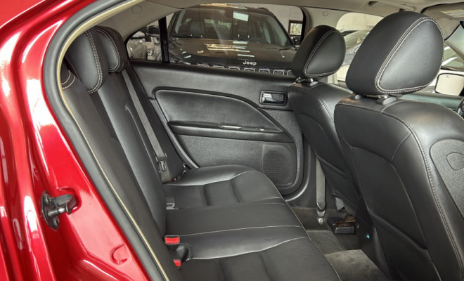 Ford Fusion SEL 3.0 V6 AWD 24V 243cv Aut. 2010 Gasolina-6