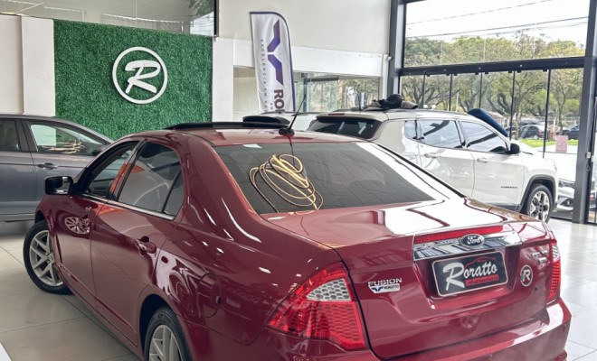 Ford Fusion SEL 3.0 V6 AWD 24V 243cv Aut. 2010 Gasolina-4
