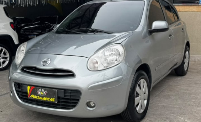 Nissan MARCH S 1.6 16V Flex Fuel 5p 2014 Flex